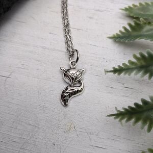 Silver Toned Fox Pendant Necklace - Women Jewelry